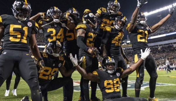 Pittsburgh Steelers fans,from the Steel Mills to the Super Bowl Pittsburgh Steelers fans,from the Steel Mills to the Super Bowl