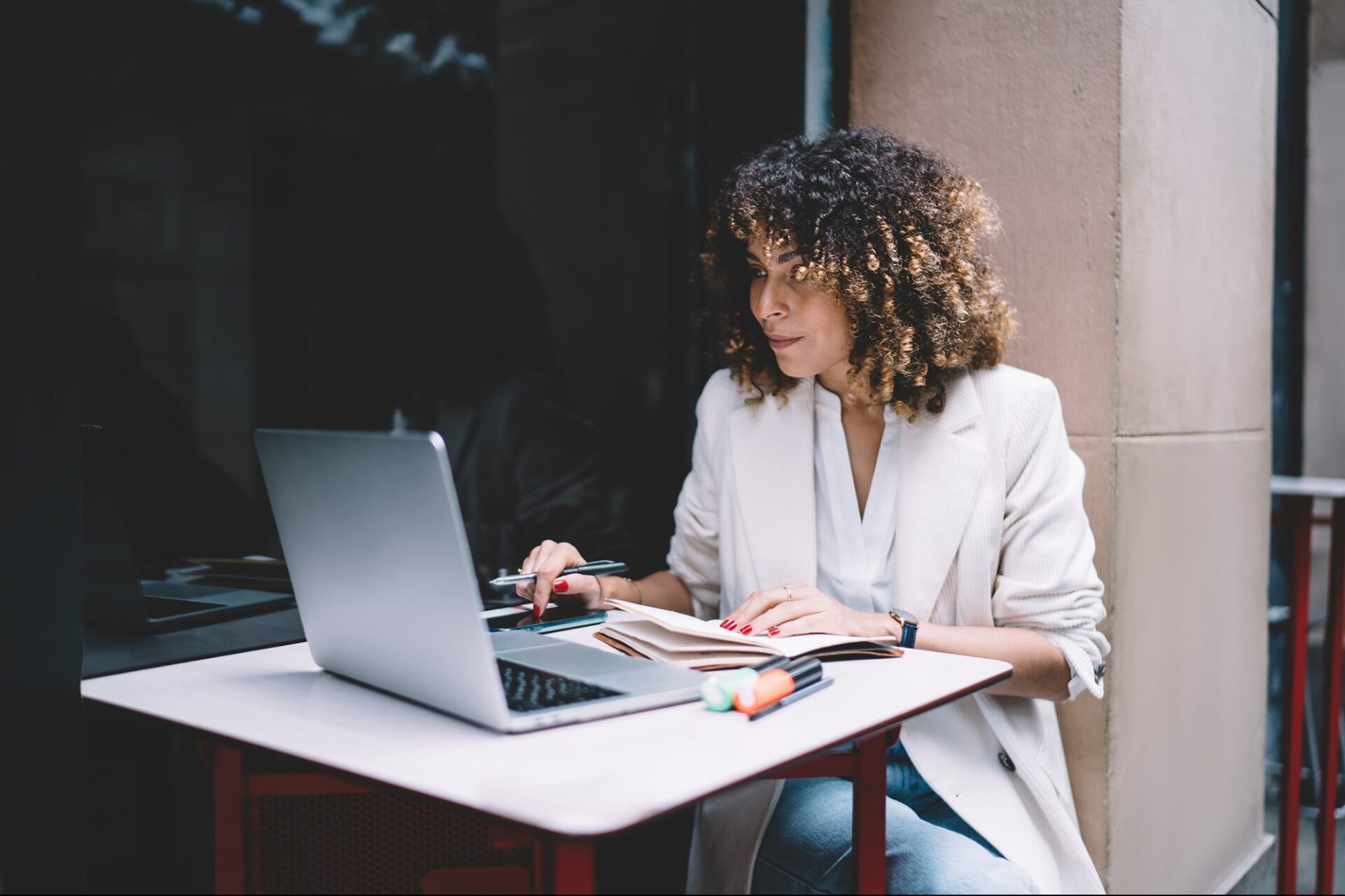 How To Find Remote Jobs In Canada in 2024 -Landing Your Dream Jobs